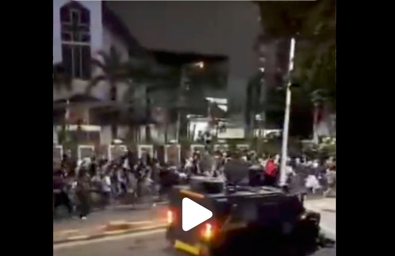 Affan Kurniawan Dilindas Mobil Taktis Brimob