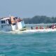 DRAMATIS! 150 Penumpang KM Makmur Jaya Berhasil Dievakuasi Tim Damkar di Pulau Pari