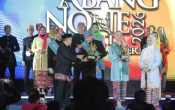 Reza dan Nadia Resmi Dinobatkan Sebagai Abang None Kepulauan Seribu 2026