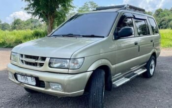 Rekomendasi 3 Mobil Bekas di Bawah Rp100 Juta, Desain Kompak dan Tangguh di Tanjakan