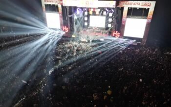 PECAH! 25.000 Slankers Bandung Menggila, 18 Lagu Hits Slank Sukses Bikin Stadion Bergetar!